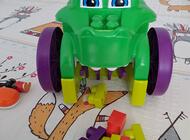 Grajewo ogłoszenia: Sprzedam jezdzik - zbiera klocki - zdjęcie